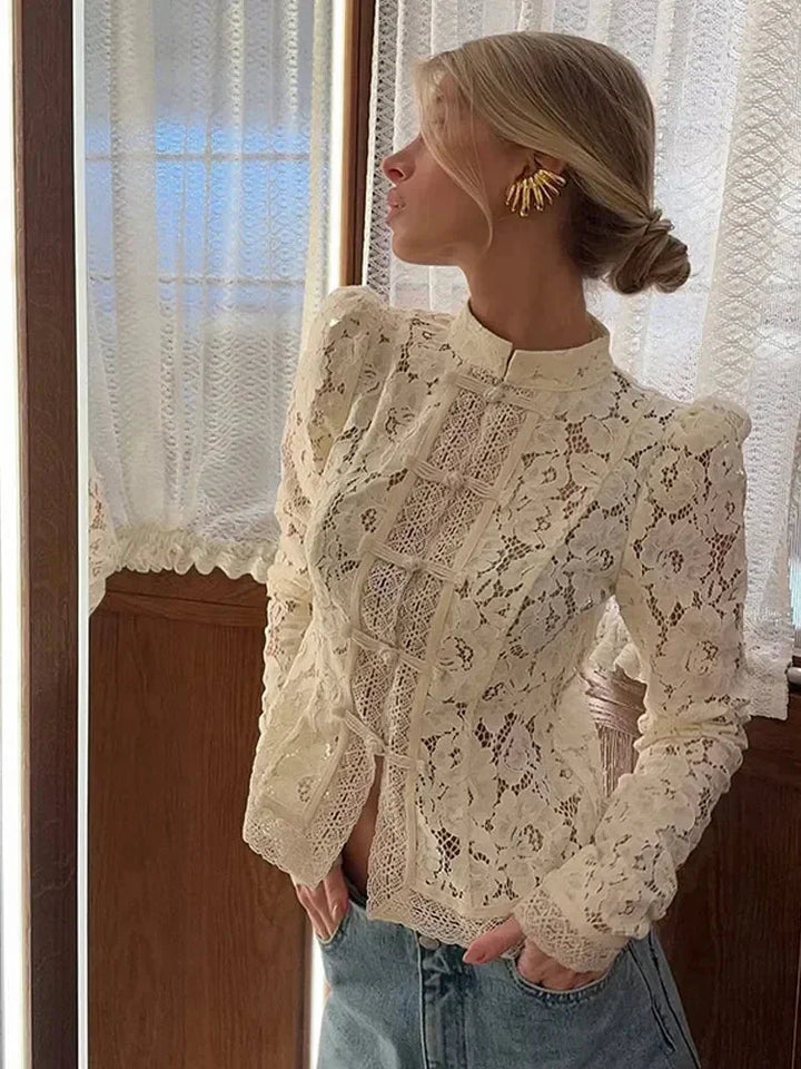 Bluzka Ze Stójką I Długim Rękawem