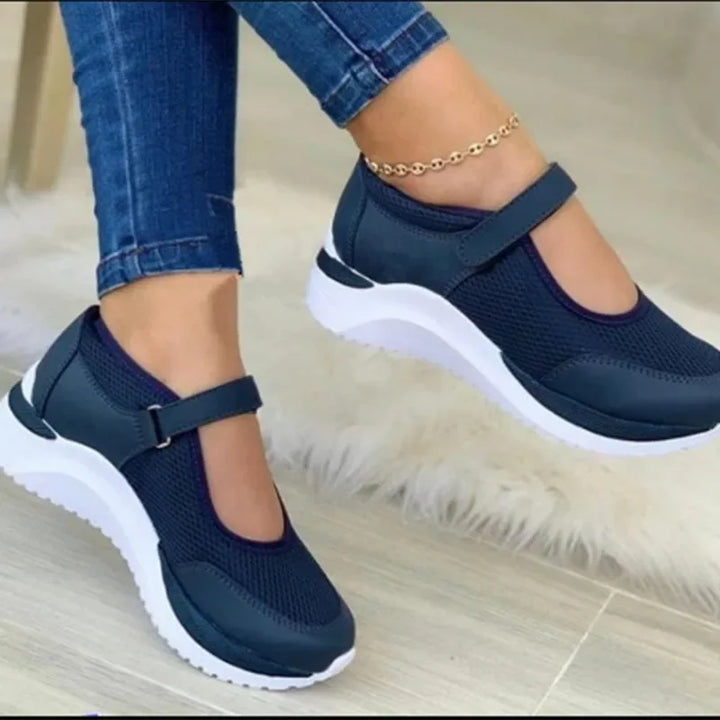 Damskie buty sportowe z paskiem